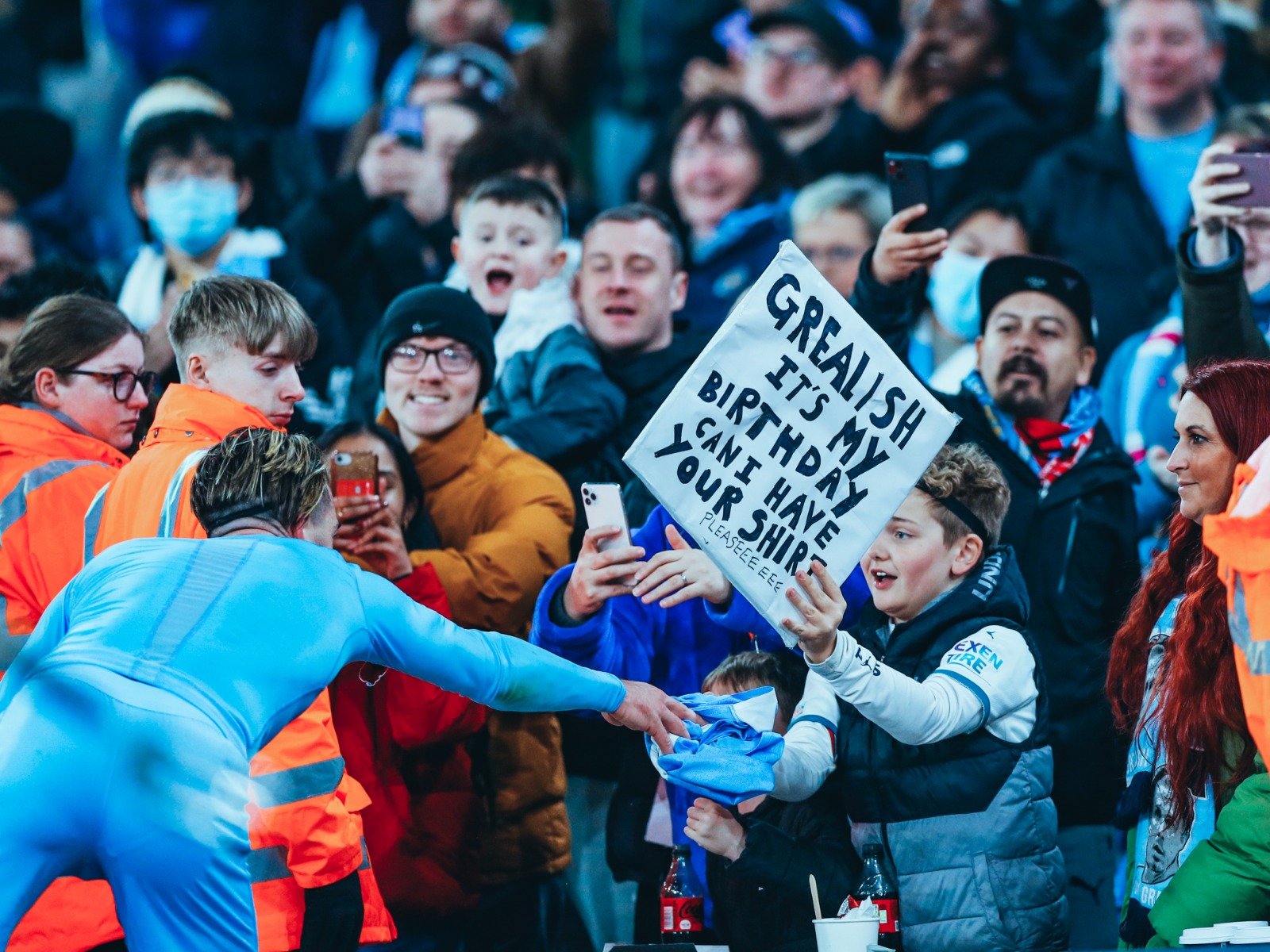 展示了令人 展示了令人